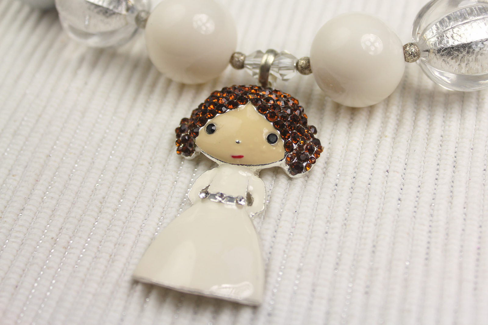 Review - Princess Leia chunky bead necklace - The Kessel Runway